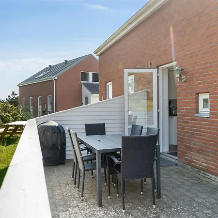 Daire Byriel - 2-3km From The Sea By Interhome *