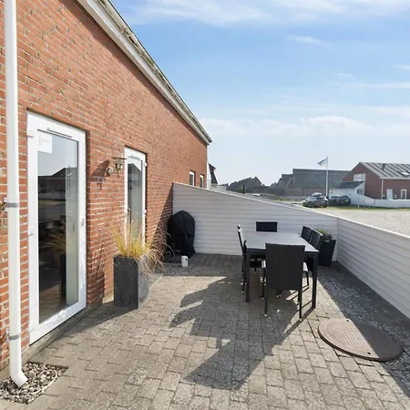 Leilighet Byriel - 2-3km From The Sea By Interhome